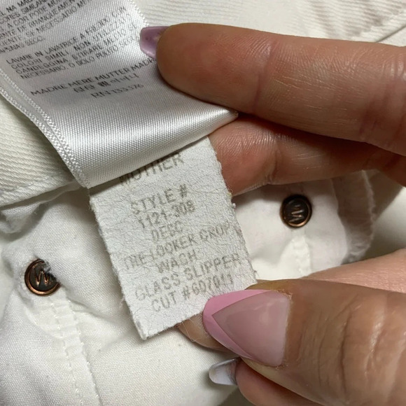 MOTHER The Looker Crop Jeans in Glass Slipper - Picture 9 of 10